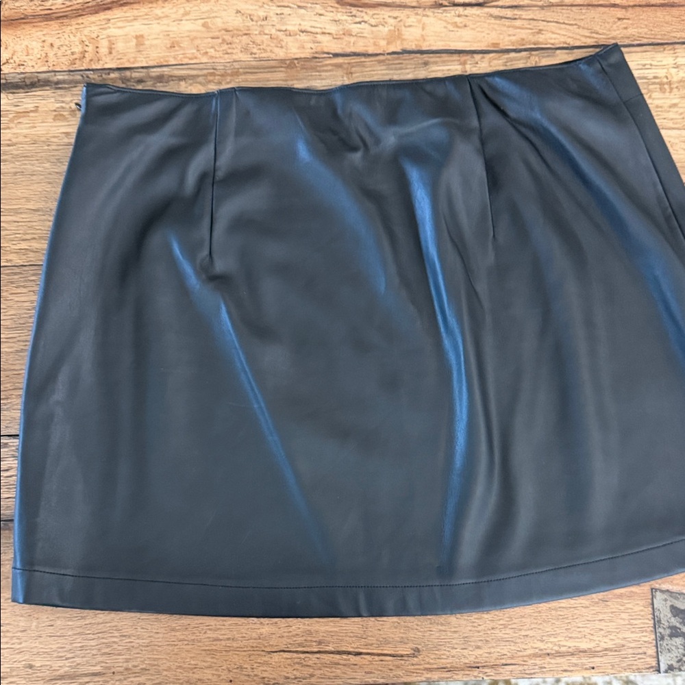 Abercrombie & Fitch Vegan leather Black Mini Skirt